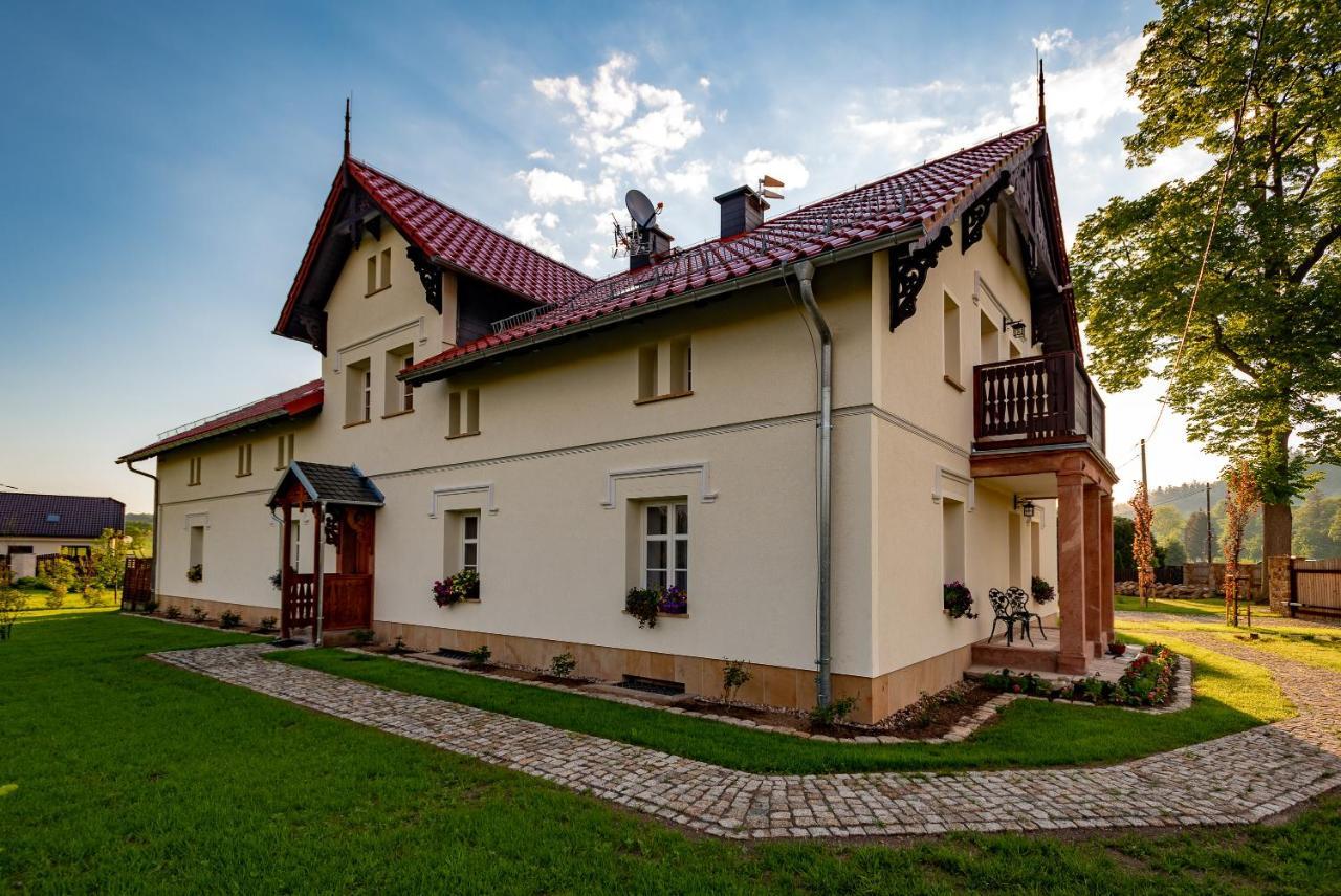 Dworek Wojanow Kültér fotó